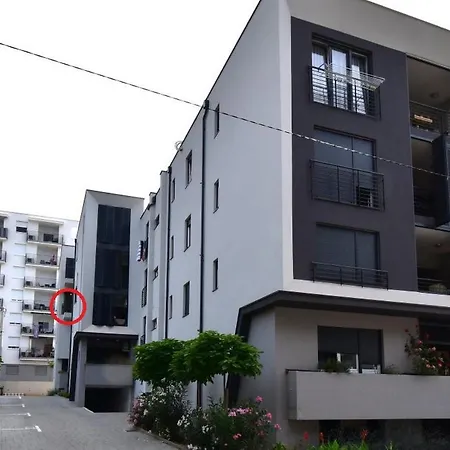 Johnny With Private Parking Appartement Zadar